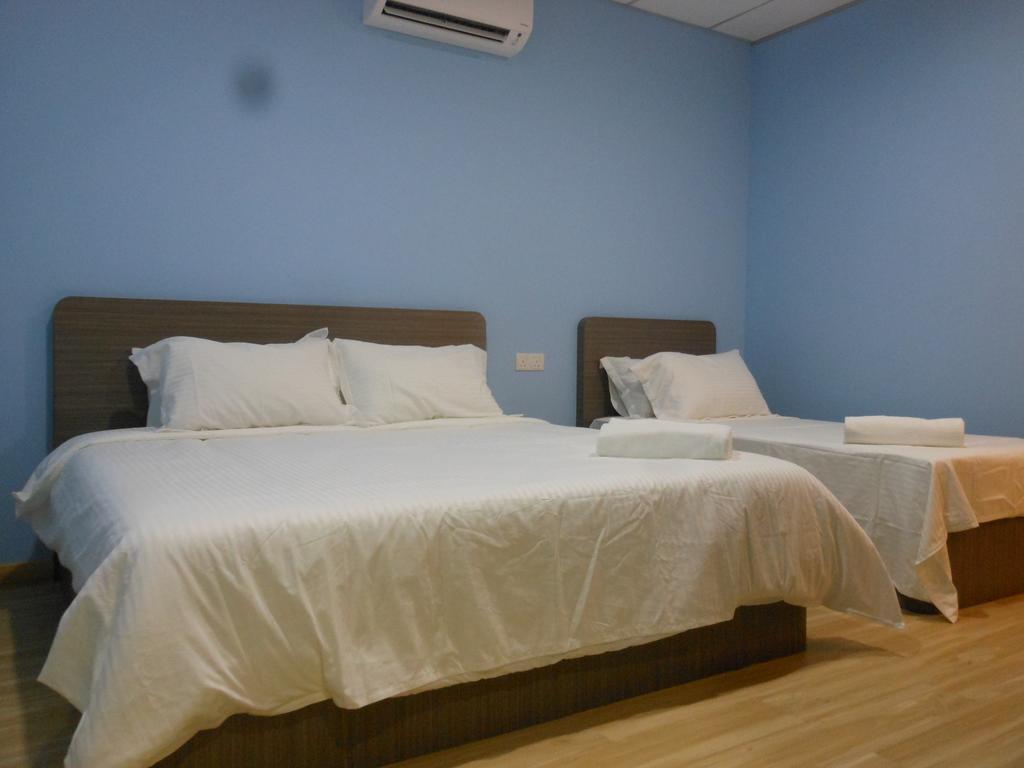 Eiman Homestay, Kluang Eksteriør billede